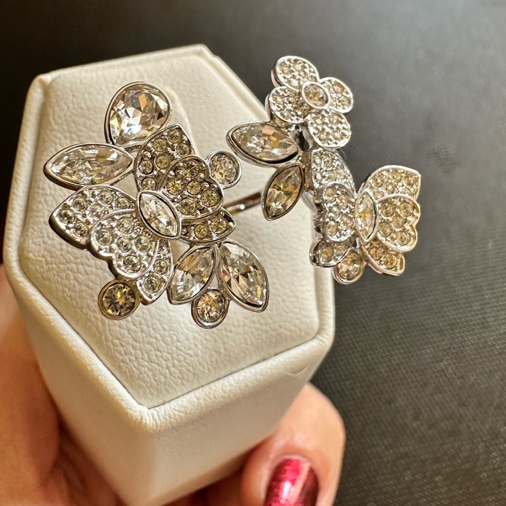 Swarovski Crystal Rhodium Plated Butterfly Flower Ring SIZE 55 BRAND NEW